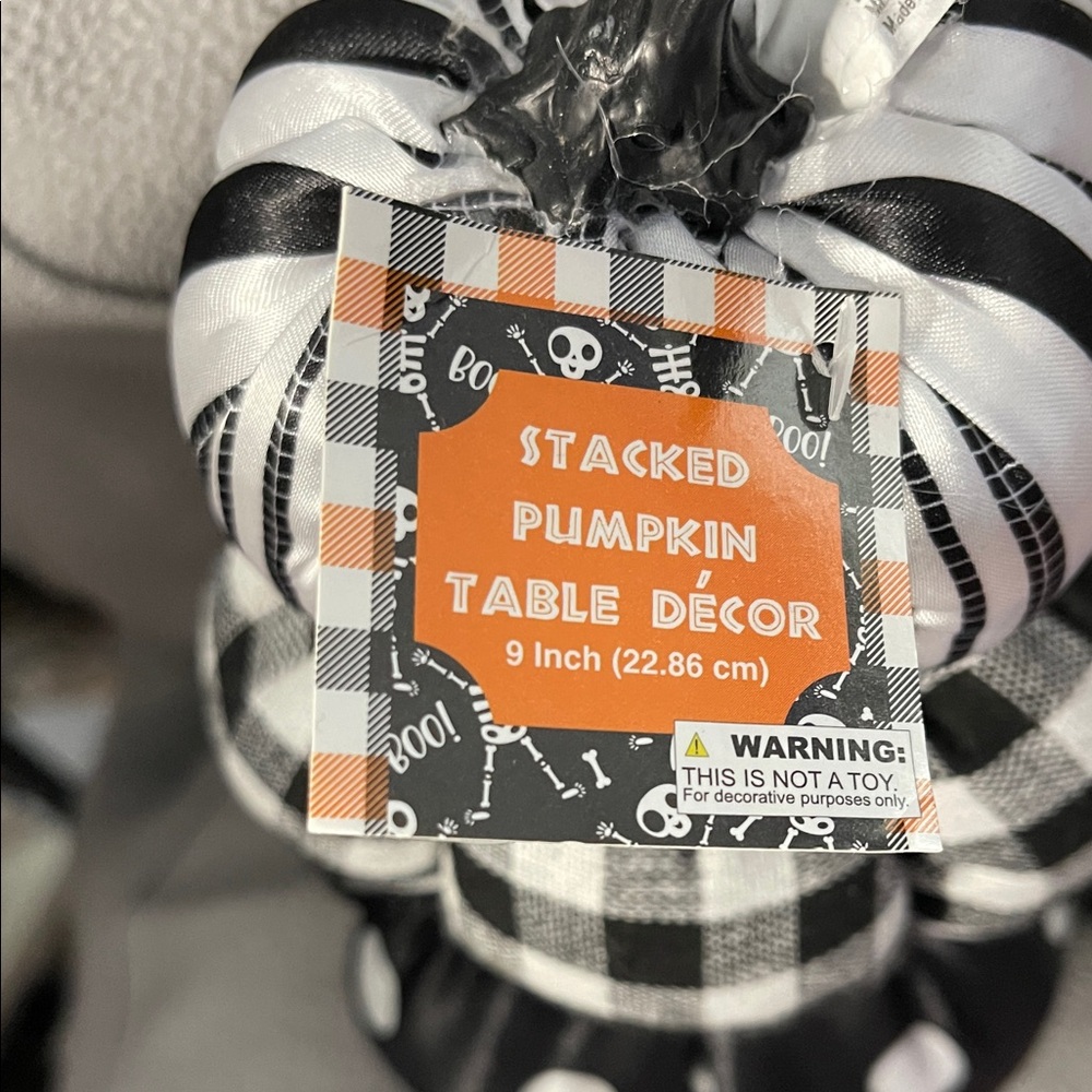 Black and White Fabric Stacked Pumpkins NWT - Picture 2 of 7